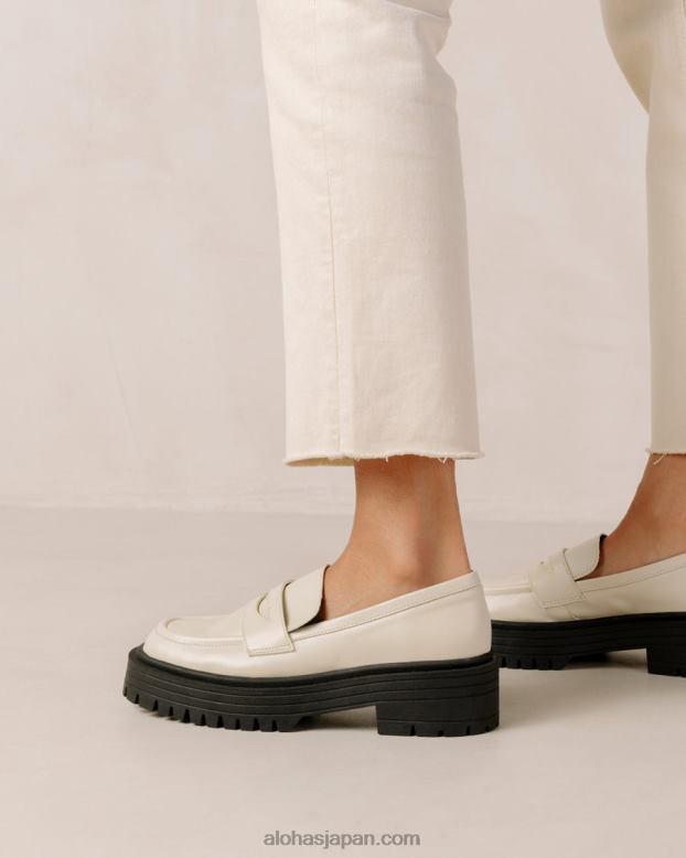 ローファー : 販売のための衣料品 | Alohas japan, Alohas shoes