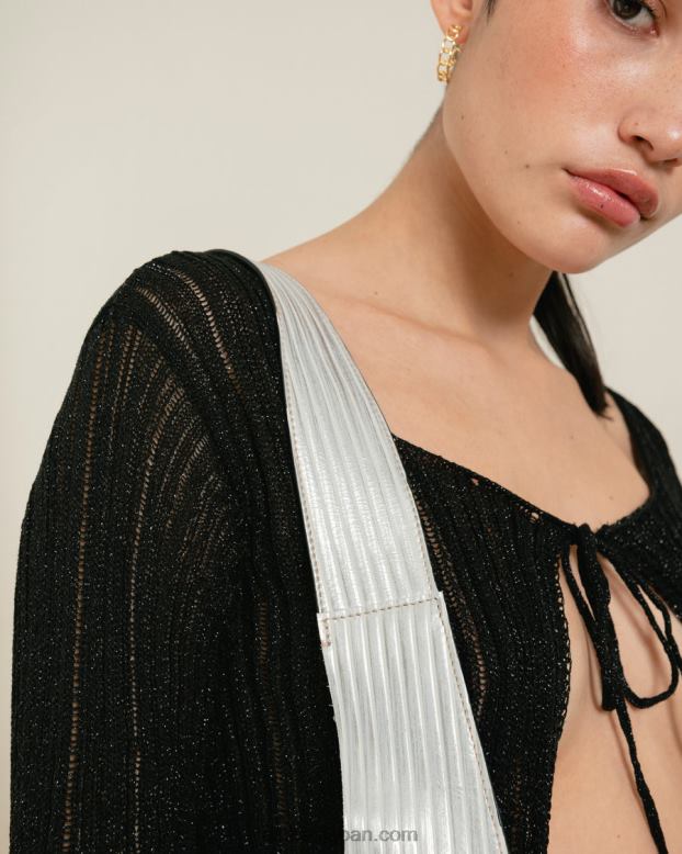Alohas プリーツシマーシルバー 42TFH1072 女性 l プリーツ シマー - シルバー レザー ハンドバッグ