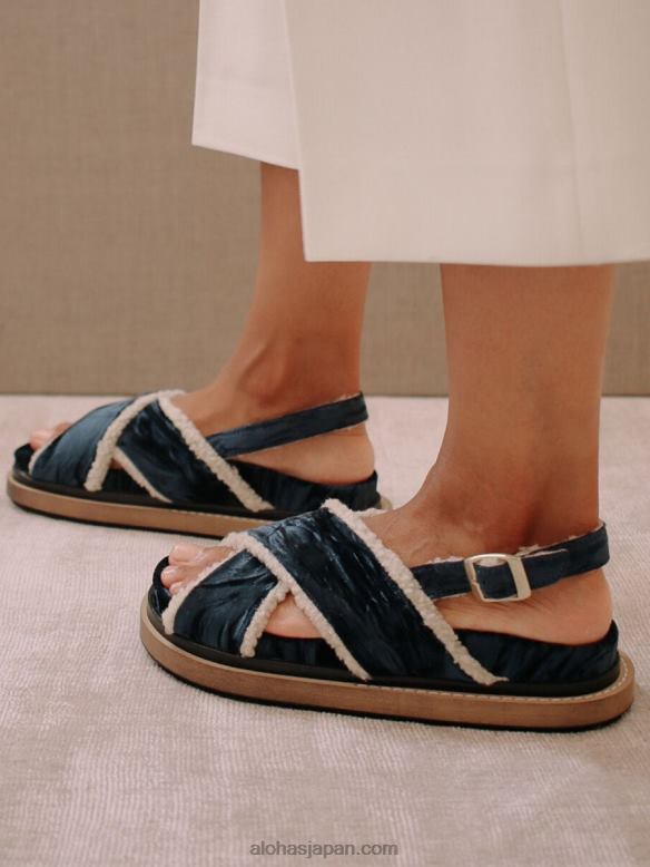 Alohas ベルベットブルー 42TFH113 女性 マシュマロ - ブルーベルベットとムートンサンダル