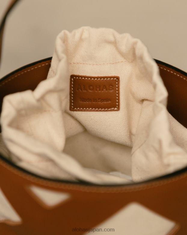 Alohas ワッフルタン 42TFH1154 女性 the u venti ワッフル - ブラウン レザー ハンドバッグ