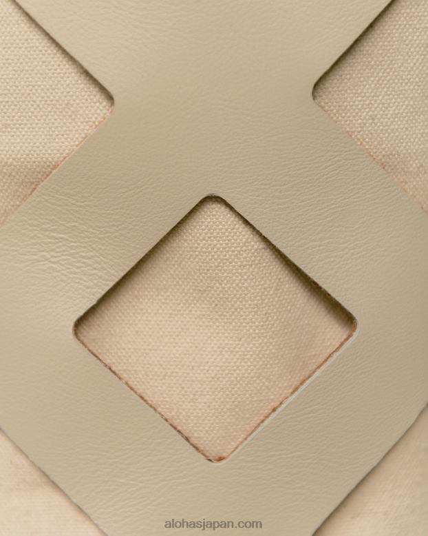 Alohas ワッフル アイボリー 42TFH1156 女性 the u venti ワッフル - ホワイトレザーハンドバッグ