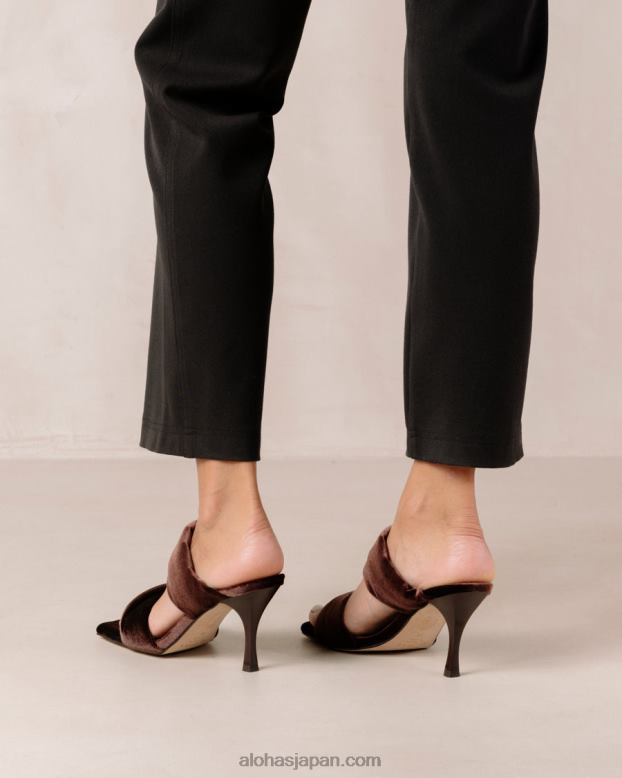 Alohas ベルベットコーヒーブラウン 42TFH590 女性 ツイストストラップ - ブラウンベルベットミュール