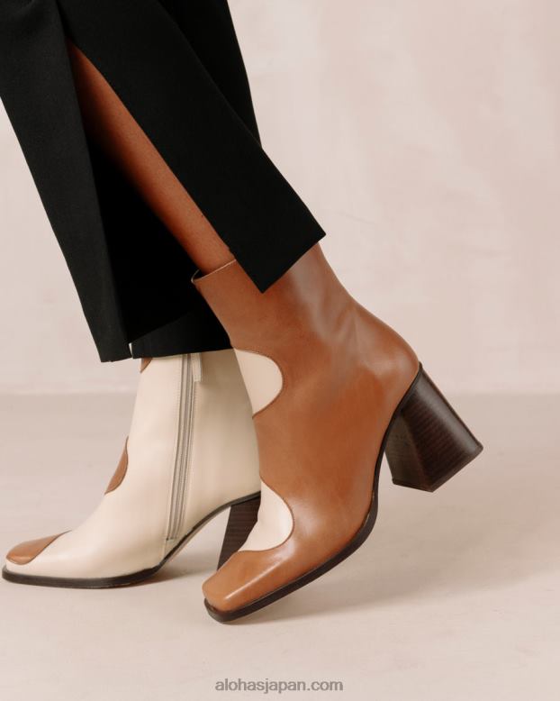 Alohas キャメルクリーム 42TFH7 女性 ブレア - 白と茶色のレザーブーツ