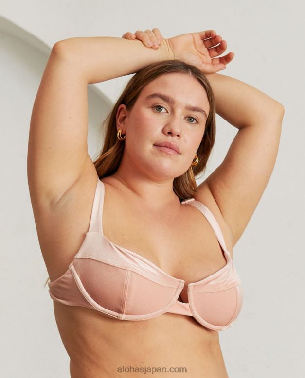 Alohas ベルベットの淡いピンク 42TFH824 女性 ザ・ループ - ピンクのベルベットのビキニトップ